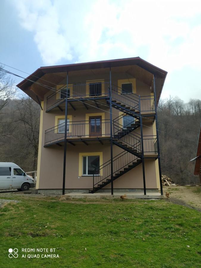 Panorama Apartment Kvasy Exterior photo